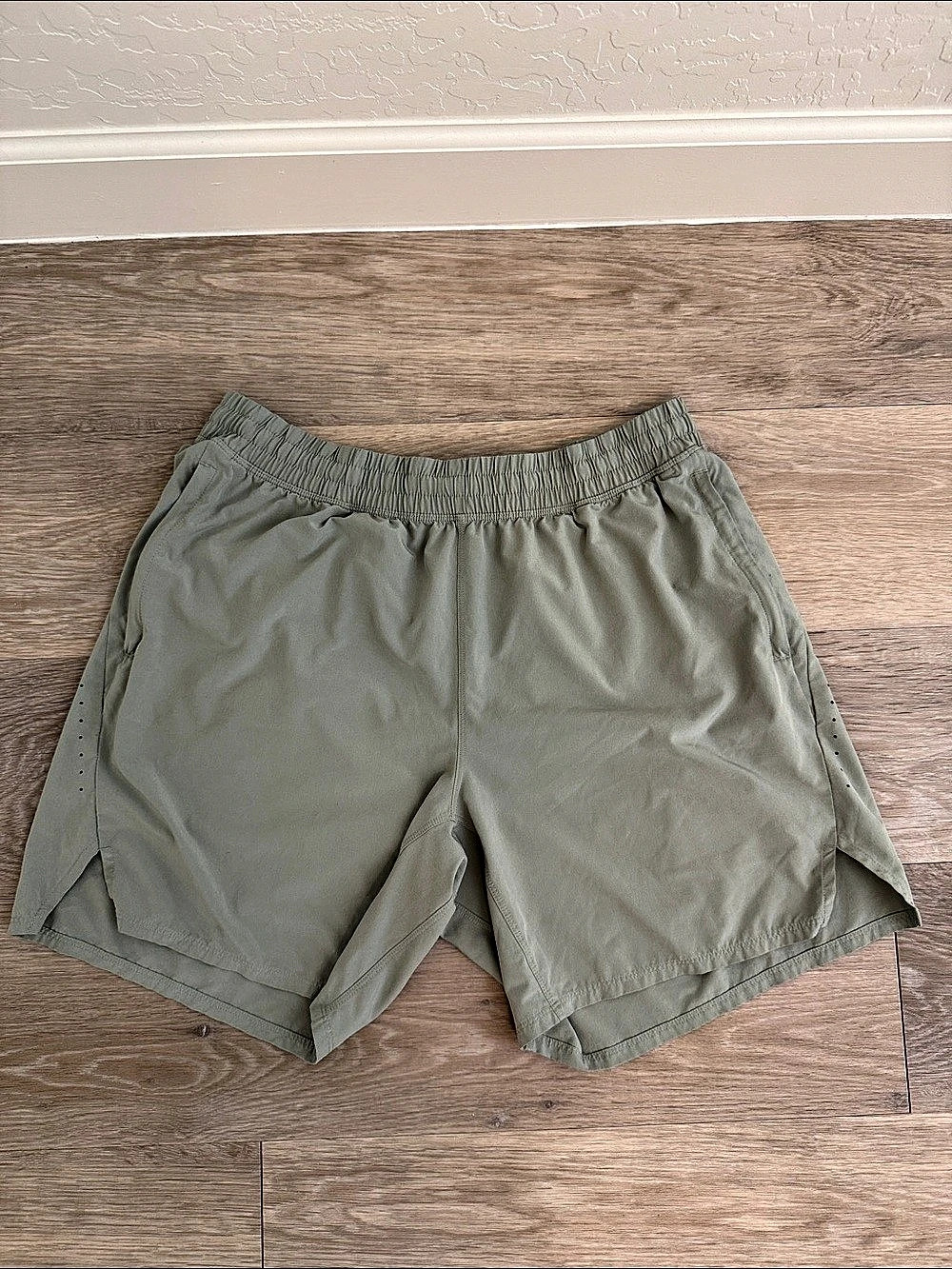 All in Motion Men's Active Light Unlined Run Shorts Green